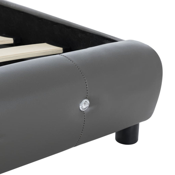 Bett mit Matratze Grau Kunstleder 140 x 200 cm