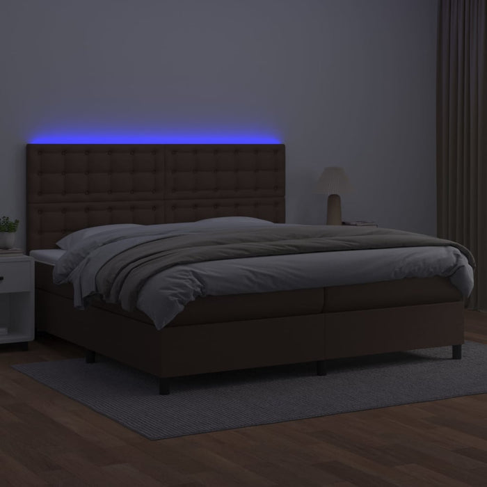 Boxspringbett mit Matratze & LED Braun 200x200 cm Kunstleder