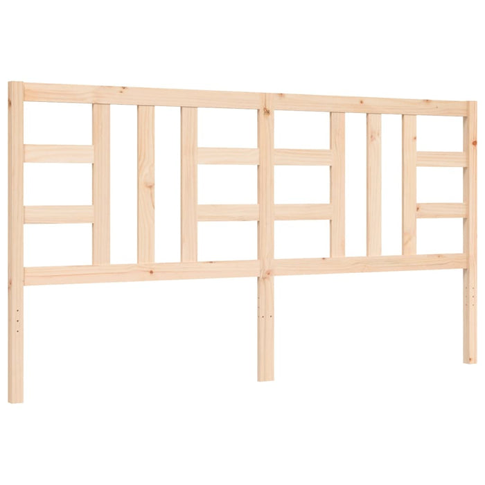 Massivholzbett mit Kopfteil